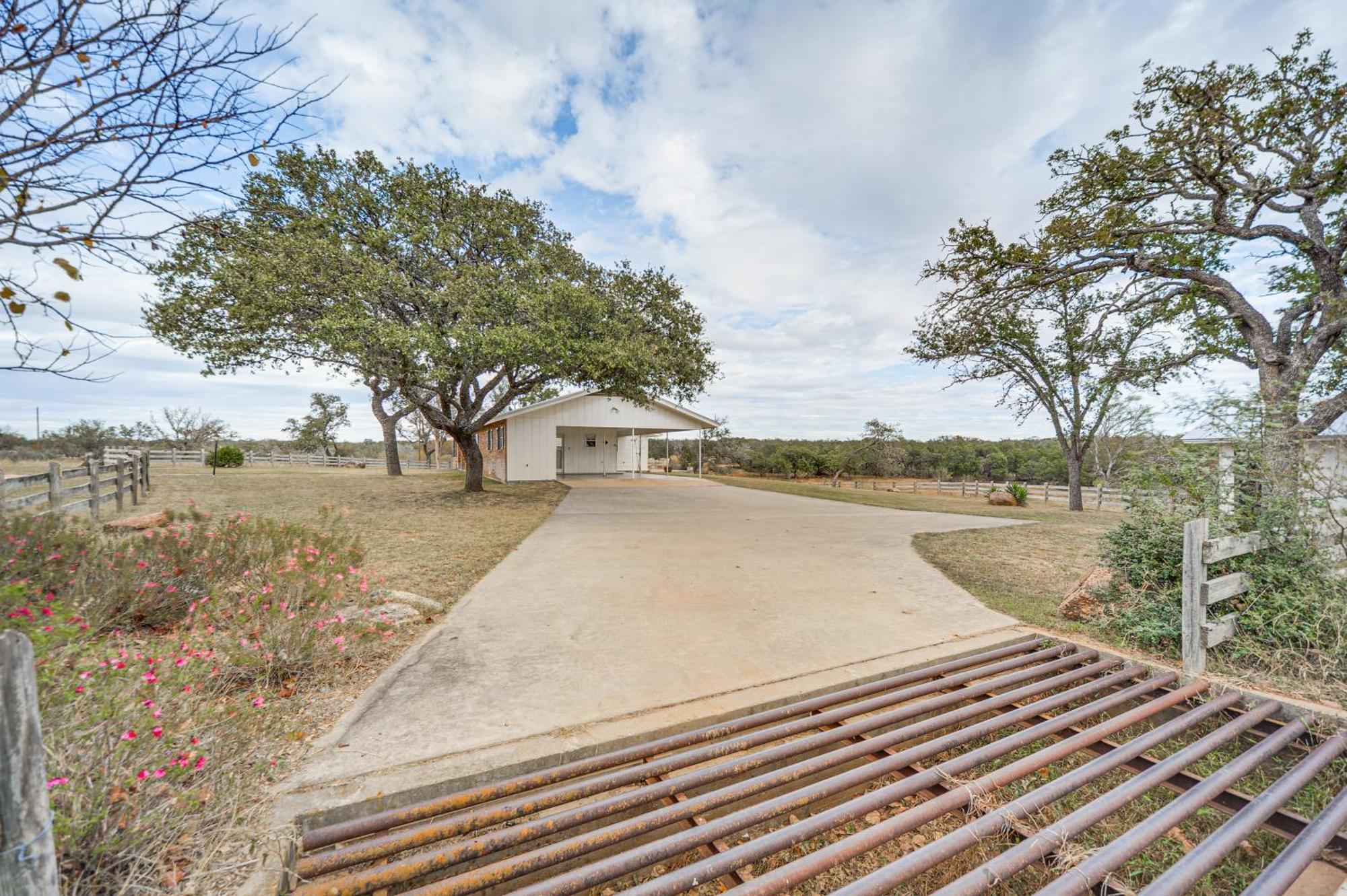 Historic Hoffmann Ranch Haus Near Wineries! Vila Fredericksburg Exterior foto